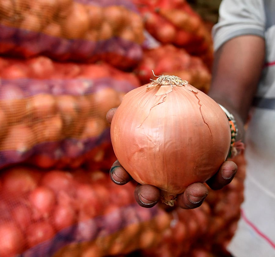 Imported Egyptian onion. DH Photo/BH Shivakumar