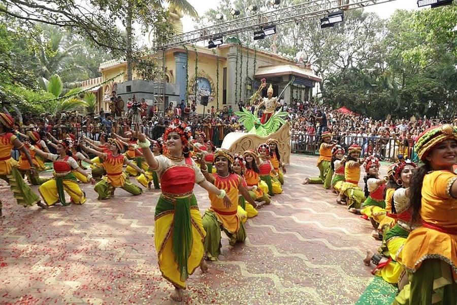 Dancers performing to celebrate to arrival of Spring