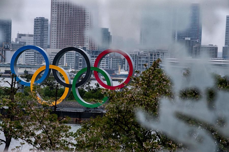A general view shows the Olympic Rings (AFP Photo)