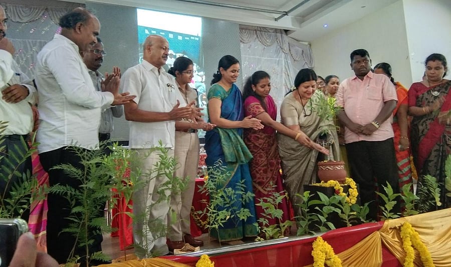 District In-charge Minister Jayamala inaugurates 'Swacchameva Jayathe and Jalamrutha campaign', organised at Brahmavar on Tuesday.