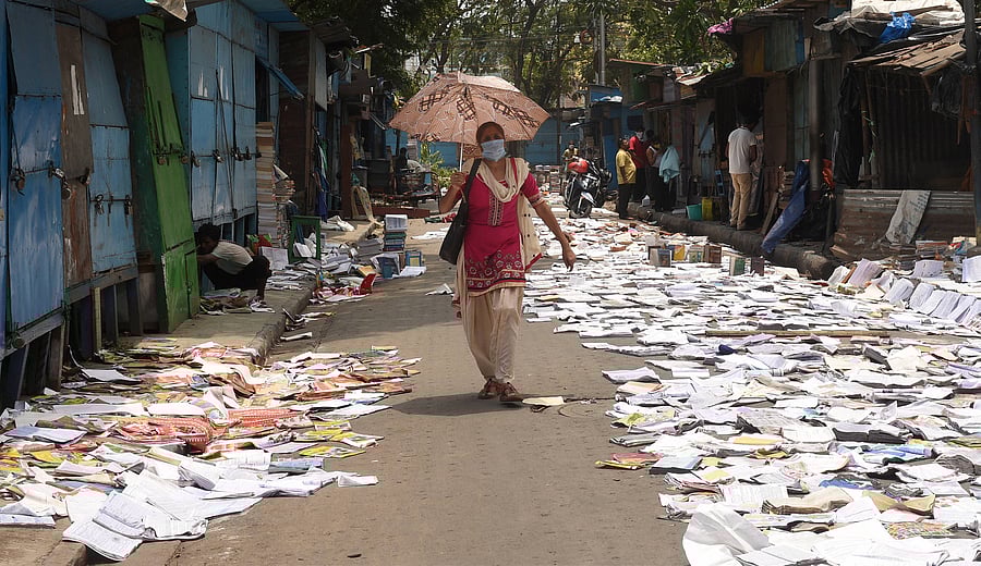 Hundreds of thousands are in relief camps across the state, the officials said, amid concern that lax social distancing norms could fuel a spread of coronavirus cases. (Credit: PTI Photo)