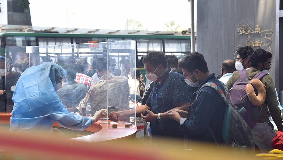 Some passengers were caught unawares by the hefty amount for institutional quarantine. DH PHOTO/Janardhan B K