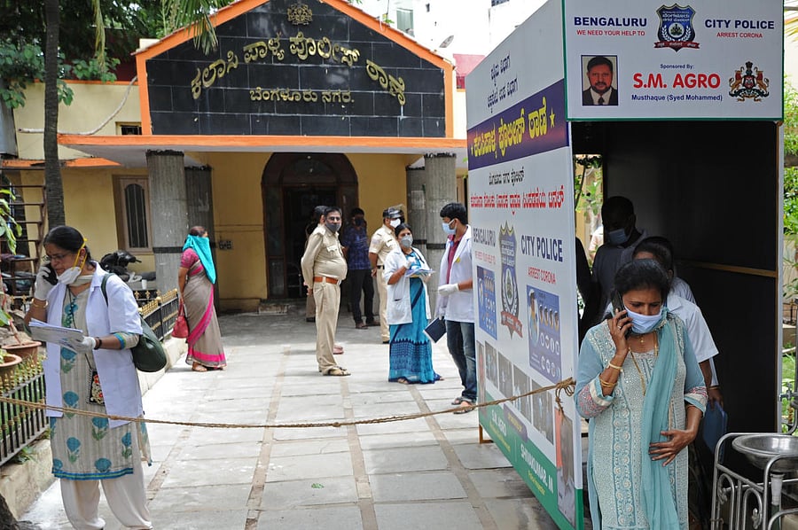 Kalasipalya and the adjacent VV Puram traffic police station are being sealed for 48 hours. DH PHOTO/PUSHKAR V