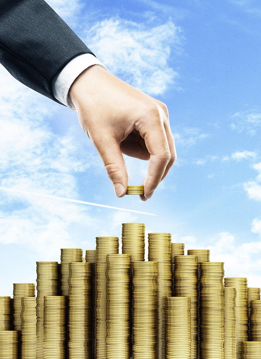 The intermittent churn witnessed in the stock markets, is a further indication of the fact that it is time to relook at investment strategies. Here are a few guide rails to navigate this market turbulence and protect the returns on your investments.