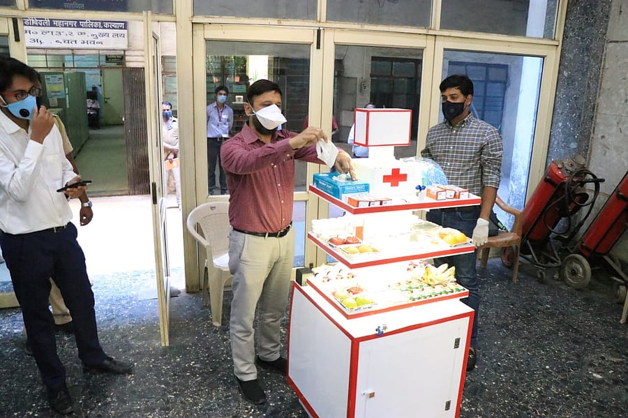 The Coro-bot in use. DH Photo