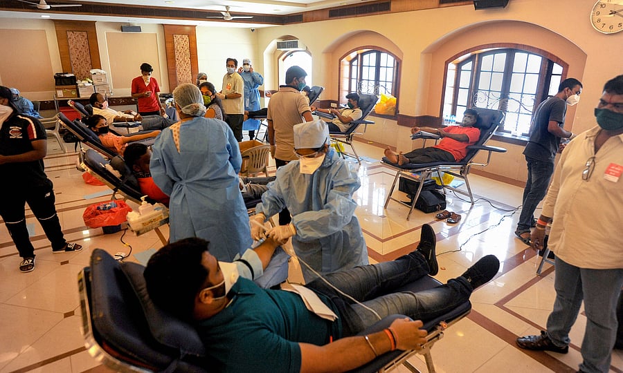 The government may make this procedure for plasma collection compulsory as per the provisions of the Epidemic Act, 1897 or a new ordinance. Credit: PTI Photo