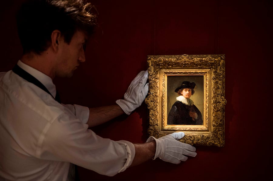 One of the last self-portraits by Rembrandt still in private hands goes on sale in Britain today, with a guide price of ?12-16 million ($15-21 million, 13-18 million euros). Credit: SOTHEBY'S / AFP