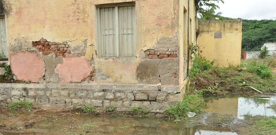 CM Yediyurappa's school in Mandya. Credit: DH Photo