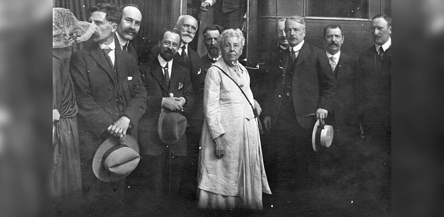 Theosophist Mrs Annie Besant. Credit: Photo by Henry Guttmann Collection/Hulton Archive/Getty Images
