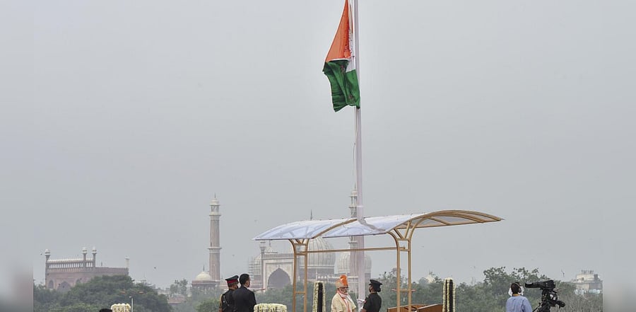 At the Red Fort, from where Prime Minister Narendra Modi addressed the nation, dignitaries were seen using colourful hand-fans crafted by tribal artisans. Others used cotton towels to wipe off the sweat. Credit: PTI Photo