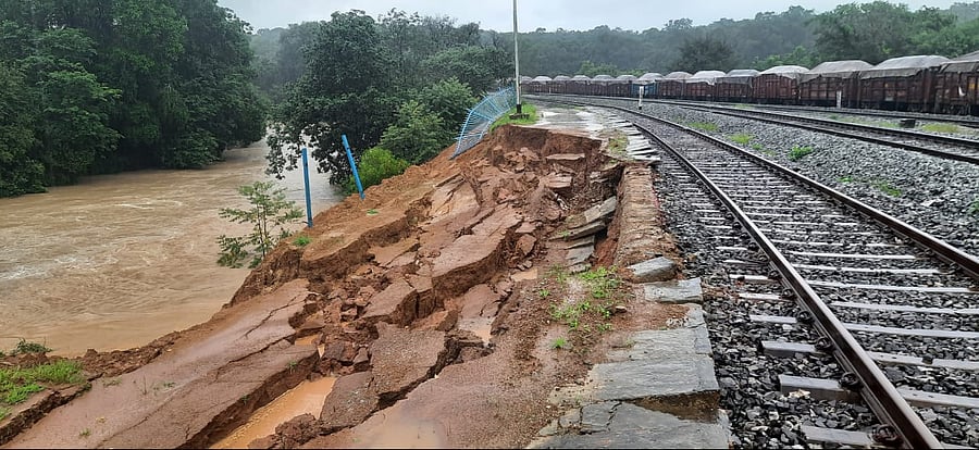Landslide took place near Shivthan railway station in Khanapur taluk in Belagavi district on Monday. Credits: DH Photo
