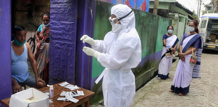 The new cases include 311 from Kamrup Metropolitan, 190 from Cachar, 174 from Dibrugarh and 125 from Jorhat. Credit: PTI Photo