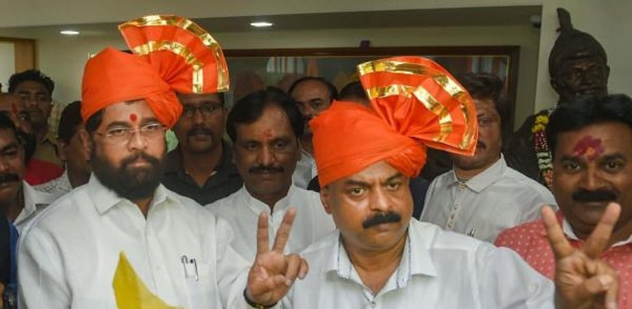 Shiv Sena's legislative leader Eknath Shinde (L) along Sunil Prabhu. Credit: PTI Photo