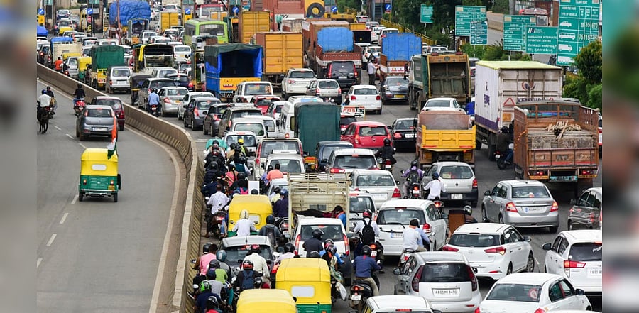 As much as 37% of respondents travelling in own vehicles complained of asthma. DH photo