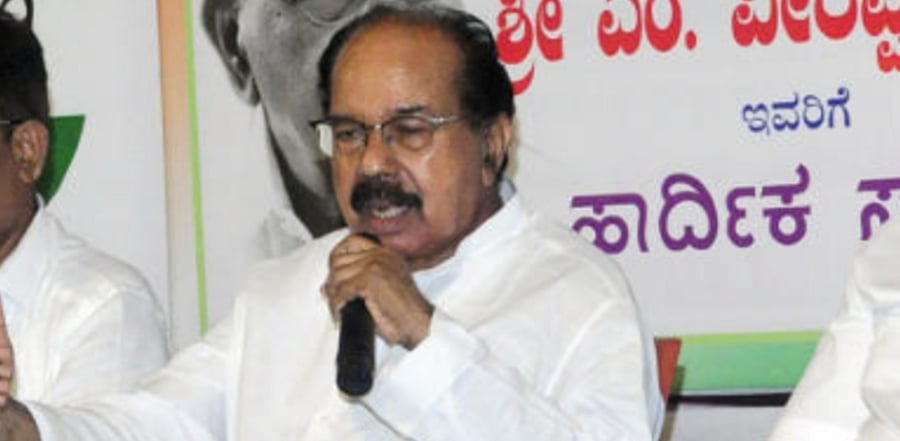 The former union minister defended being a signatory to the letter addressed to the interim Congress president, as he stressed the need for rejuvenating and restructuring the party. Credit: DH Photo