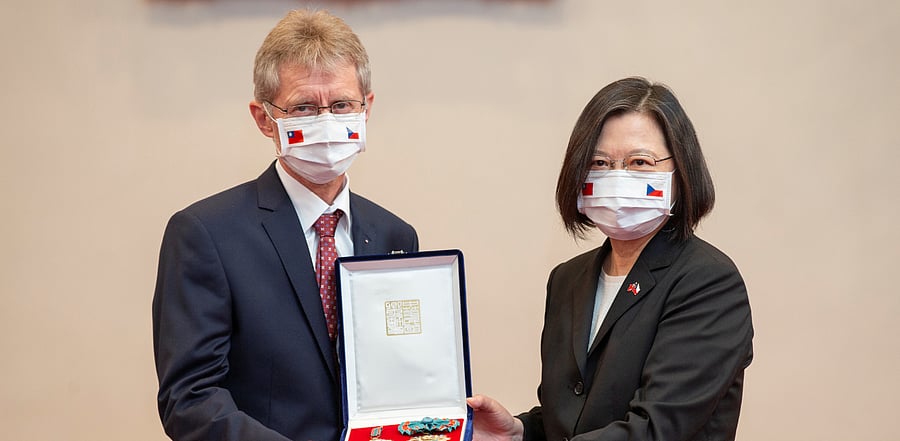 Taiwan's President Tsai Ing-wen meets Czech Senate President Milos Vystrcil at the Presidential Office Building in Taipei, Taiwan. Credit: Reuters Photo
