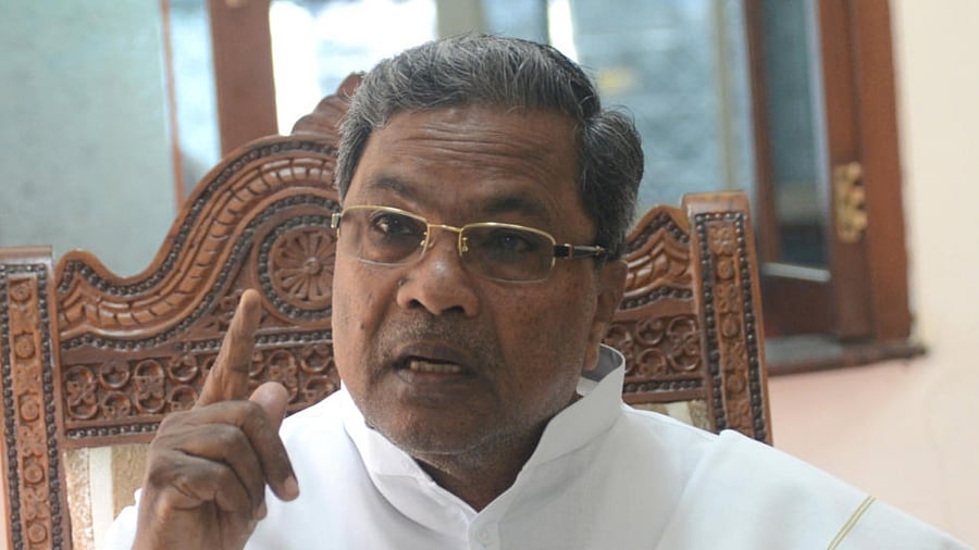 Siddaramaiah said that the government should refrain from protecting those who had links to BJP leaders.