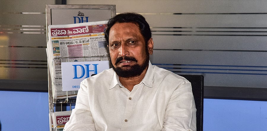 Karnataka Deputy Chief Minister Laxman Savadi. Credit: DH Photo