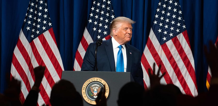 Nearly 100 people in eastern India have died since late last week as a result of higher-than-normal temperatures, a report suggests.