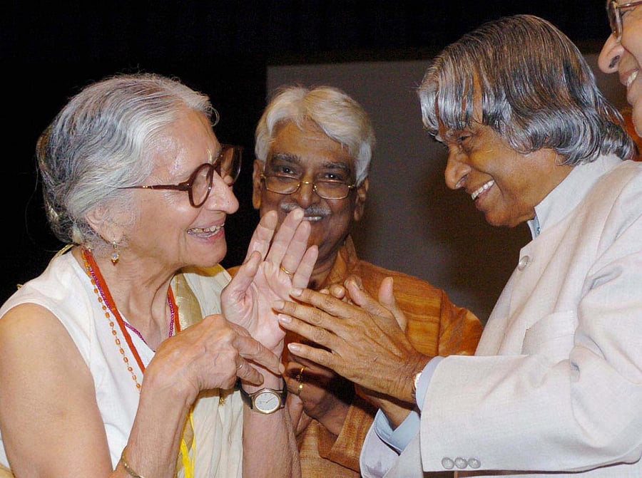 Padma Vibhushan and scholar Kapila Vatsyayan (L) with then President APJ Abdul Kalam. Credit: PTI file photo