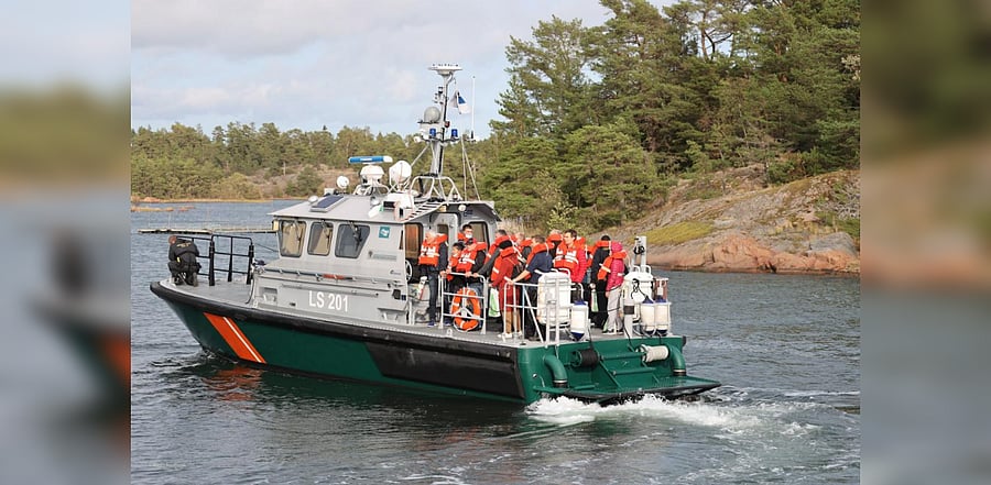  Passengers are evacuated from the MS Amorella cruise ship to Svinö, Åland, Finland. Credit: AFP