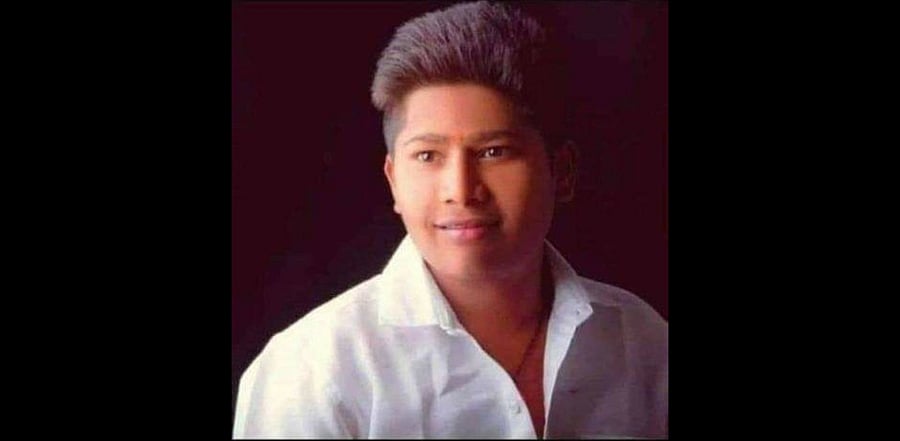 An 18-year-old youth and NEET aspirant, Vivek Rahade, allegedly died by suicide in Beed district of Marathwada region. Credit: Twitter/@YuvrajSambhaji