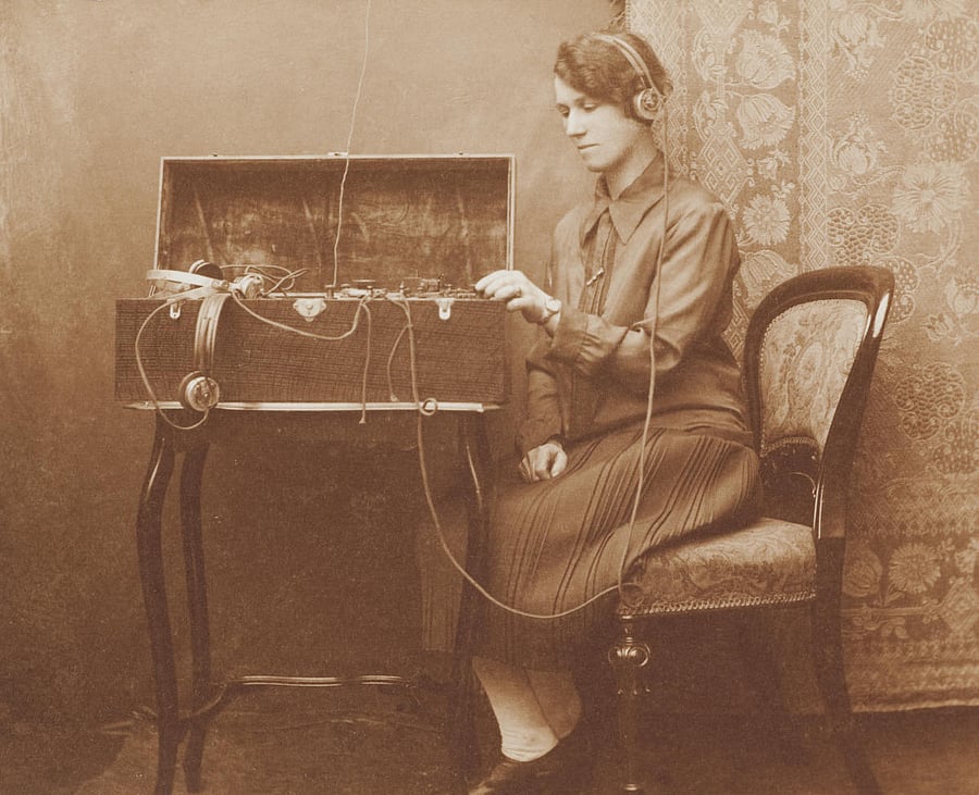 Morse code radio communication devices were used by secret service agents to pass on information during the World War II