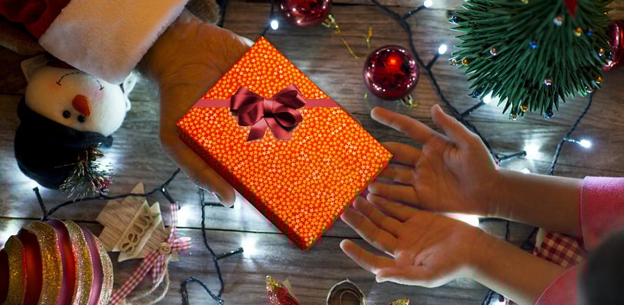 Glitter, a pretty substance known not only for its utility in arts and crafts but also for its tenacity in sticking to clothing, carpets and car seats, is also often a microplastic, or a piece of plastic that is 5 millimetres or less in diameter. Credit: iStock