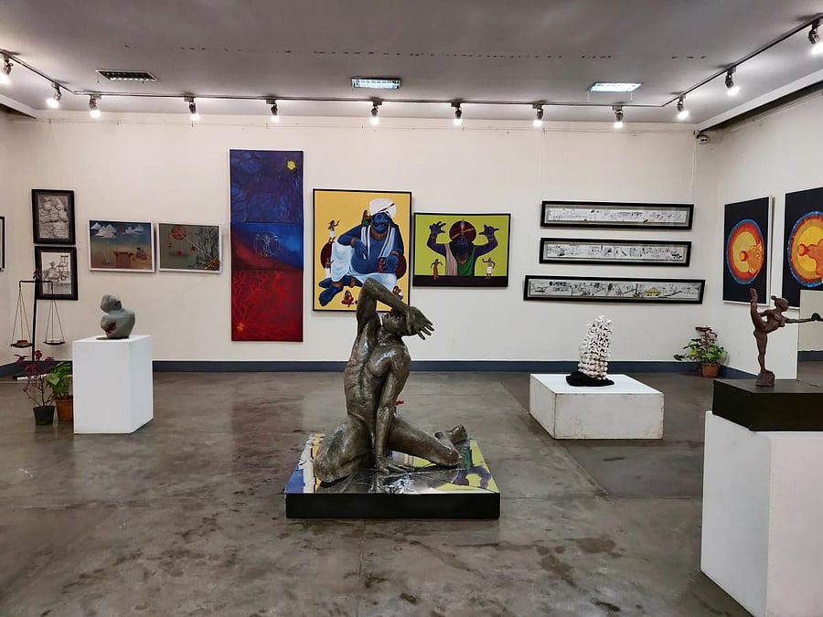 Many galleries have now reopened and are hosting shows with a limited number of invitees. (Pic by author)