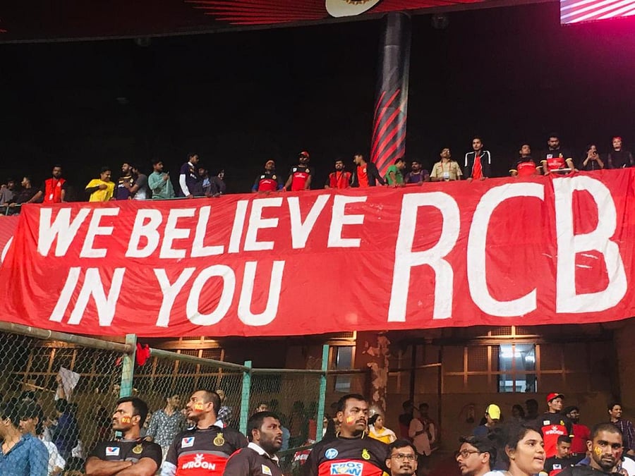 Royal Challengers Bangalore fan are known to fill the Chinnaswamy stadium to the brim and support Virat Kohli's men with huge banners and loud chants of 'RCB, RCB'.