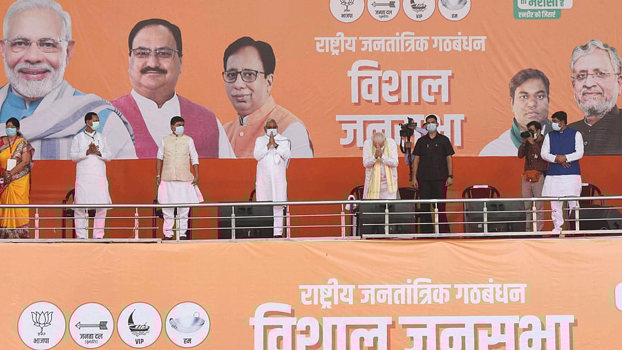 Prime Minister Narendra Modi, Bihar Chief Minister Nitish Kumar and other NDA leaders during an election campaign rally ahead of Bihar Assembly polls. Credits: PTI Photo