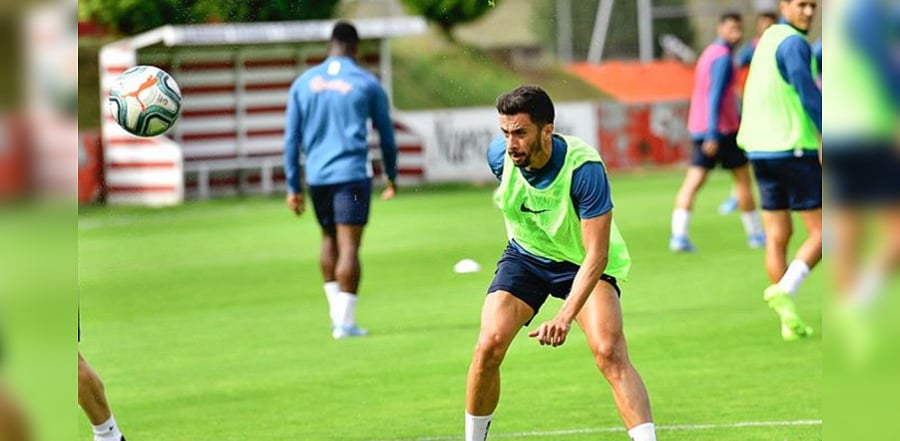 Santana started his youth career at UD Las Palmas, progressing from their U-19 team to the B team, and eventually to the senior team in 2011. Credit: Instagram (@heernan14)