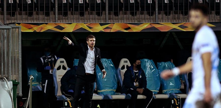Real Sociedad head coach Imanol Alguacil gestures during the match. Credit: AFP Photo