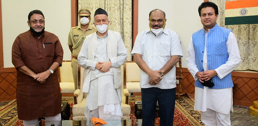 The delegation submitting proposal to Guv Koshyari. Credit: Raj Bhavan, Mumbai