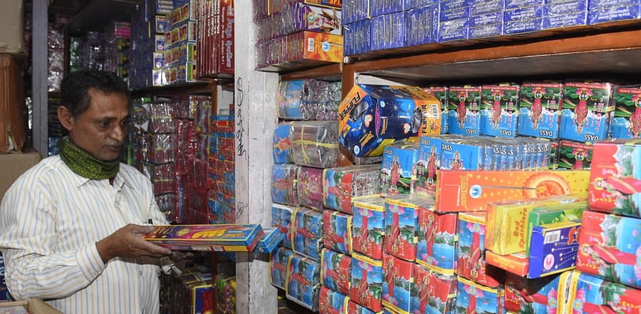 On Thursday, High Court had pulled up the state government over the issue. Credit: DH Photo