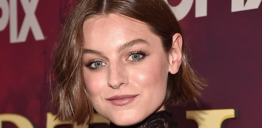 Emma Corrin, a 24-year-old actress little known until now, immerses herself in the role of the young Diana. Credit: Getty.