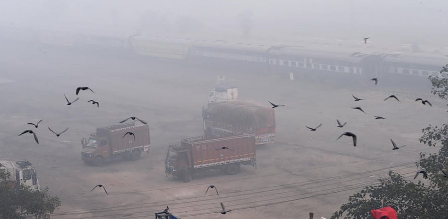 In Alipur in the north of the capital, an air quality index that conventionally tops out at 500 posted an off-the-charts reading of 851 Monday. Credit: PTI Photo
