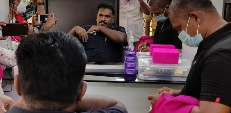 The newly opened gents and kids beauty parlour at Viyyur prison at Thrissur, Kerala. Credit: Special Arrangement