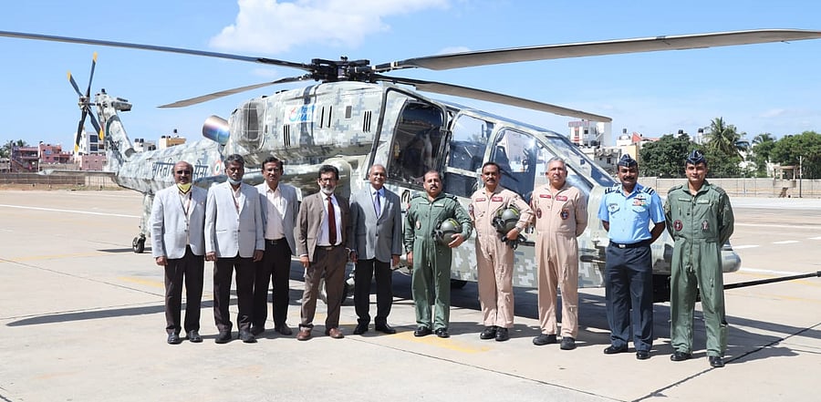 Air Chief Marshall Bhadauria with HAL staff. Credit: HAL