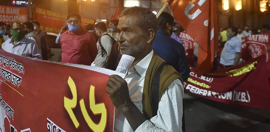 Members of various bank employee unions participate in a rally to support 'Bharat Bandh'. Credit: PTI Photo