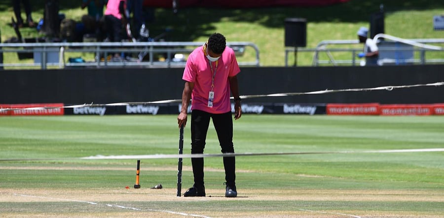 The first one-day international (ODI) cricket match between South Africa and England has been postponed after a South African player tested positive for Covid-19. Credit: AFP Photo