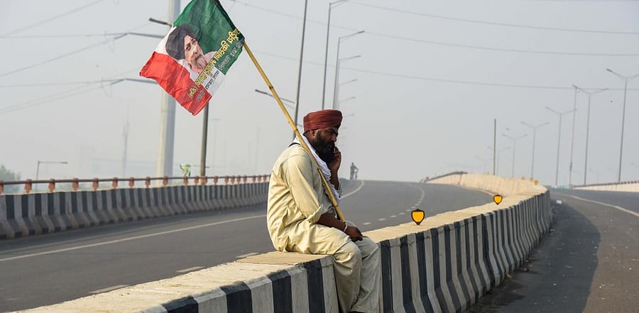 Public and private transport services remained shut in Punjab. Credit: AFP Photo