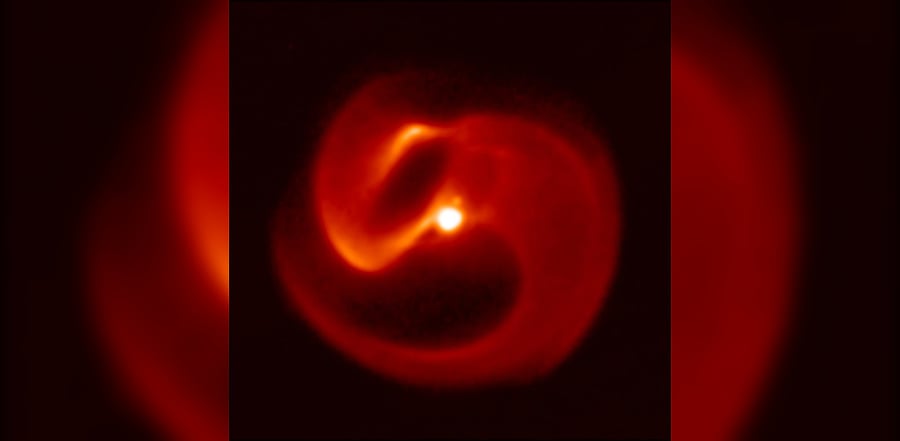 An image of Apep captured by the European Southern Observatory’s VLT telescope, Mt Paranal, Chile. Credit: University of Sydney/ESO