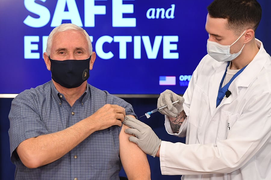 US Vice President Mike Pence receives the COVID-19 vaccine in the Eisenhower Executive Office Building in Washington, DC, December 18, 2020. Credit: AFP Photo