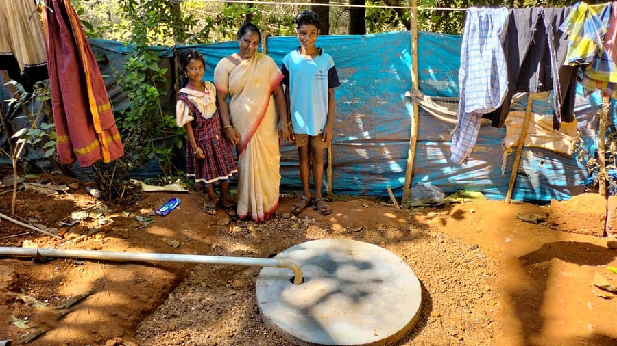 A soak pit constructed near a house in Gidigere SC Colony in Kateel Gram Panchayat jurisdiction. DH Photo