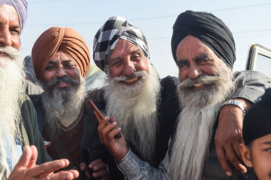 Farmers during their ongoing agitation against new farm laws, at Ghazipur border in New Delhi, Monday, Dec 28, 2020.Credit: PTI Photo
