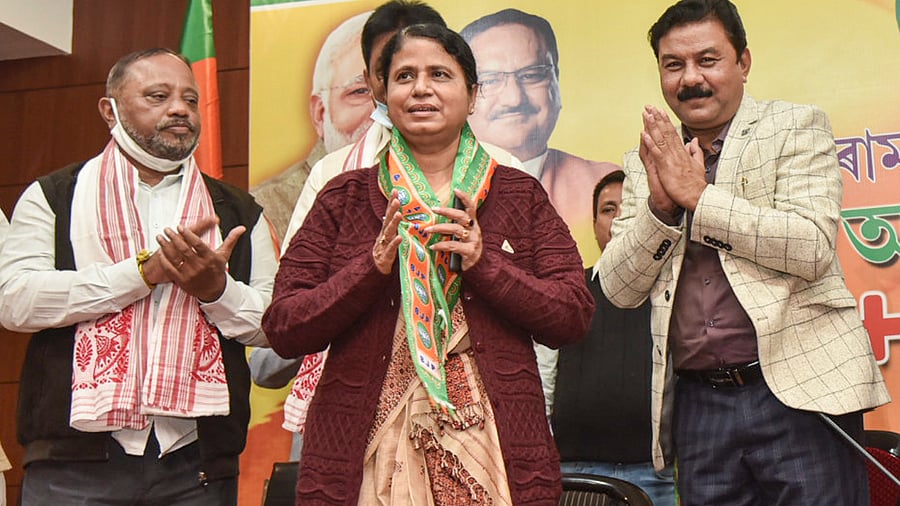 Former Assam minister and Golaghat MLA Ajanta Neog joins Bharatiya Janata Party at BJP office in Guwahati. Credit: PTI Photo