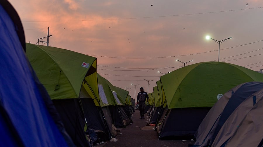 Makeshift tents of farmers agitating against new farm laws at Ghazipur border on the last day of the year 2020, in New Delhi