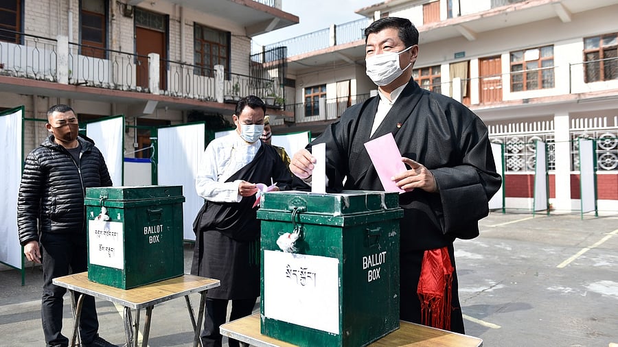 Outgoing Sikyong of Tibetan Government in Exile Lobsang Sangay, others cast votes in Dharamshala. Credit: CTA.