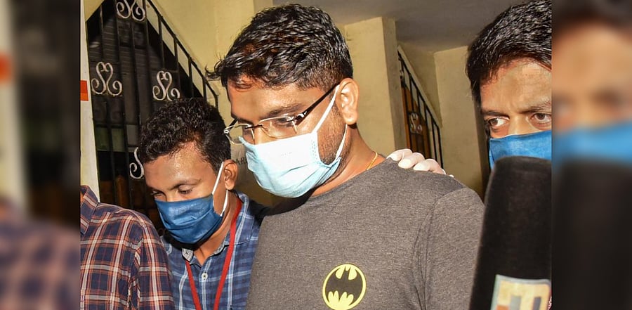 Custom officials produce Sarith, a former staff of the UAE consulate office, before the Magistrate of an economic offence court in connection with the Kerala gold smuggling case. Credit: PTI File Photo